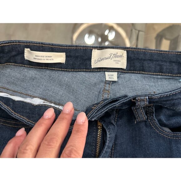 High Rise Skinny Jeans Dark Wash Universal Threads Size 6/28R Denim Womens Class - Picture 3 of 6